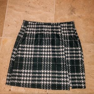 plaid skirt